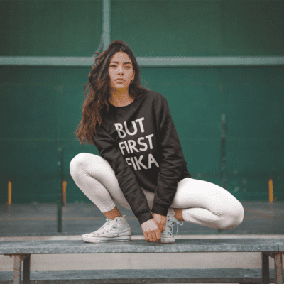 Sweatshirt - But First Fika (vit print) 2