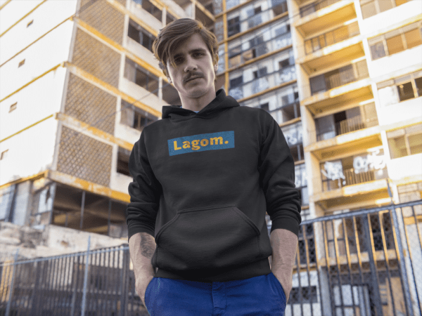 lagom-hoodie-model