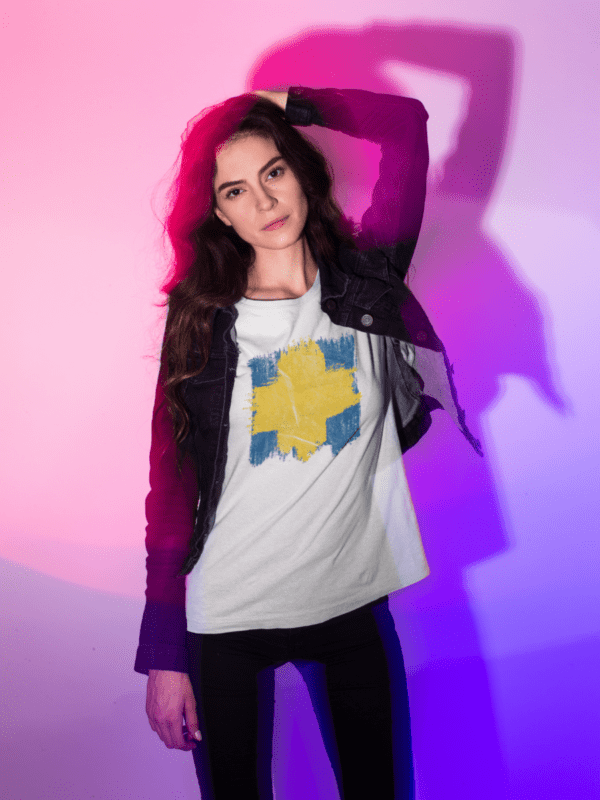 T-Shirt - Swedish Flag square